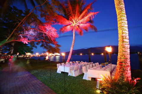 Hilton Cairns - Australian Directory 40