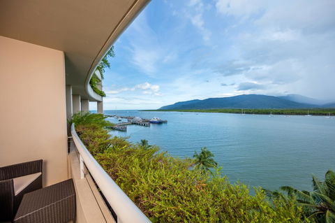 Hilton Cairns - Australian Directory 5