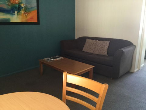 Villa Nova Motel - Australian Directory 22