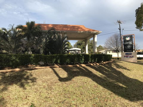 Villa Nova Motel - Australian Directory 11