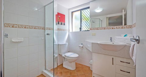 Burleigh On The Beach - Australian Directory 22