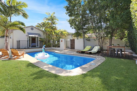 The Shack Noosa - Australian Directory 0