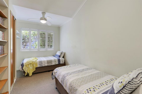 The Shack Noosa - Australian Directory 13