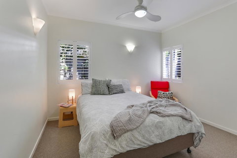 The Shack Noosa - Australian Directory 10