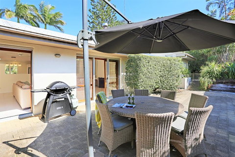 The Shack Noosa - Australian Directory 7