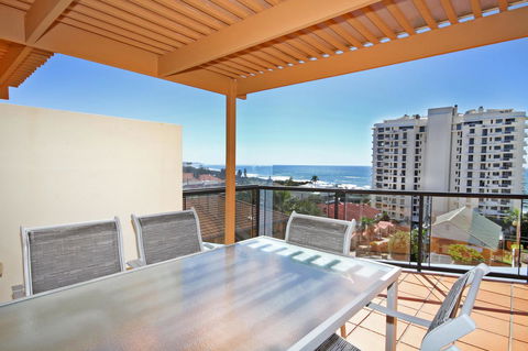 Unit 8 Bronte Of Coolum - Australian Directory 3