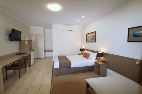 Midlander Motor Inn - Australian Directory 24