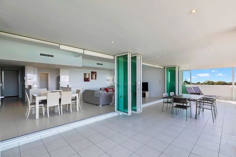 Akama Resort - Australian Directory 11