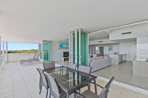 Akama Resort - Australian Directory 32
