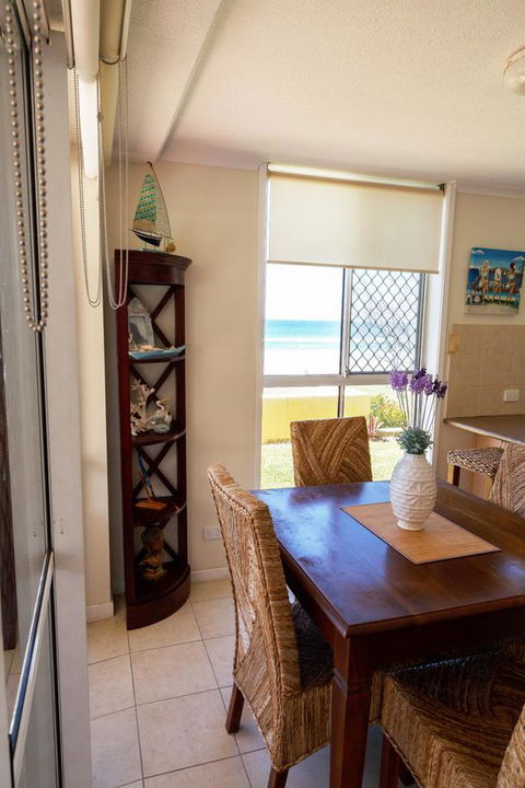 Crystal Beachfront Apartments - Australian Directory 7