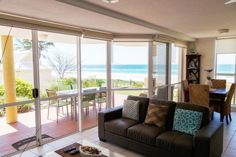 Crystal Beachfront Apartments - Australian Directory 39