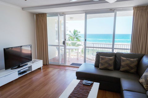 Crystal Beachfront Apartments - Australian Directory 37