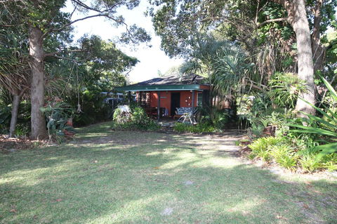 Signal Cottage - Australian Directory 0