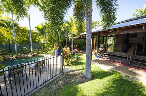 Magnetic Cottage - Australian Directory 2