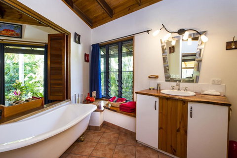 Magnetic Cottage - Australian Directory 4