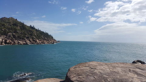 1 Min. Walk To Beach Horeseshoe Bay Holiday Units - Australian Directory 9