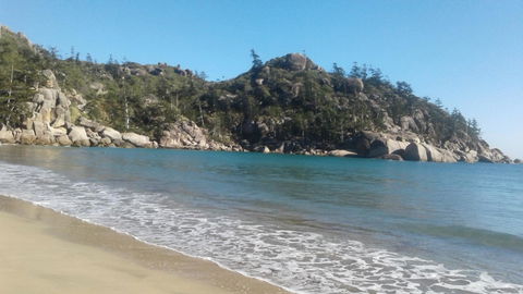 1 Min. Walk To Beach Horeseshoe Bay Holiday Units - Australian Directory 8