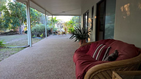 Magnetic Island Bed And Breakfast - Australian Directory 9