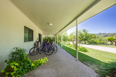 Magnetic Island Bed And Breakfast - Australian Directory 21