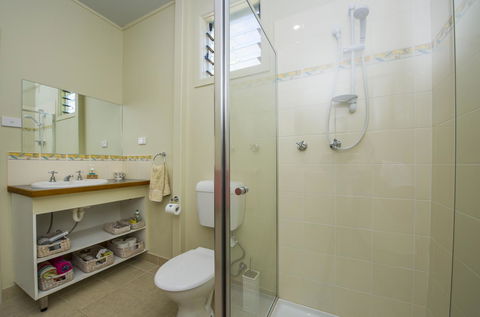 Magnetic Island Bed And Breakfast - Australian Directory 34