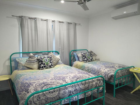Magnetic Island Guest House - Australian Directory 2