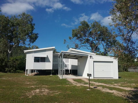 Magnetic Island Guest House - Australian Directory 15