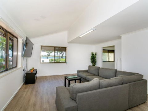 Island Homestay - Australian Directory 5