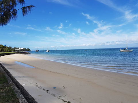 Cloud 8 On Welsby - Australian Directory 1