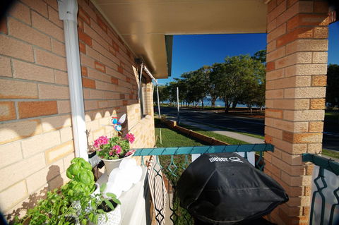 Cloud 8 On Welsby - Australian Directory 21