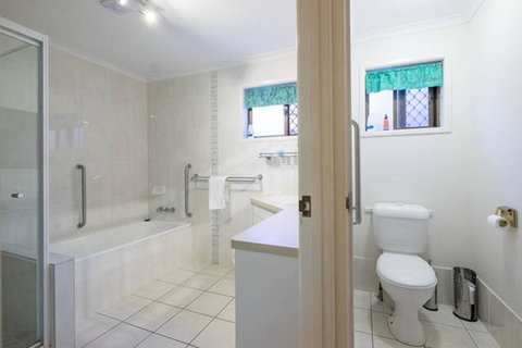 Keith\'s Place, 1 Of The 3 Most Popular Units On Bribie - Australian Directory 17