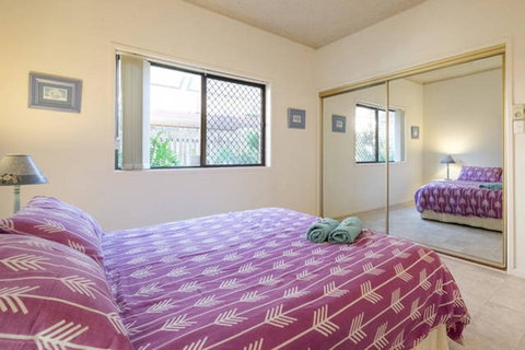 Keith\'s Place, 1 Of The 3 Most Popular Units On Bribie - Australian Directory 11