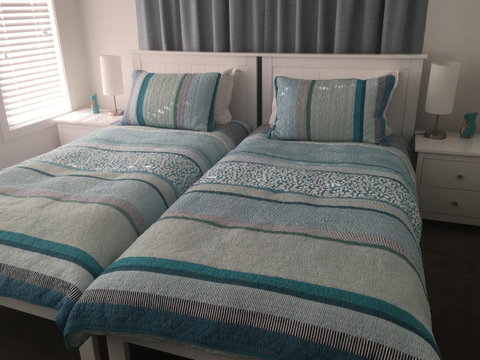 Modern Beach Villa - Australian Directory 0