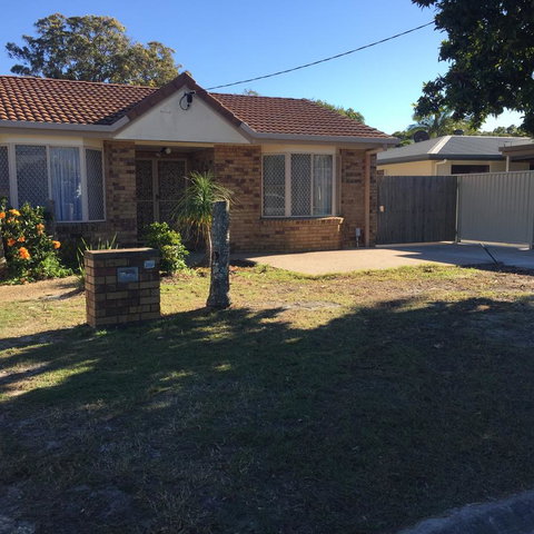 The Woorim Beach House - Australian Directory 7