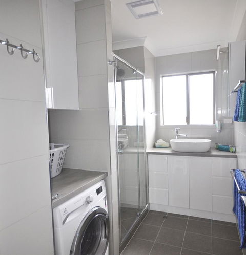 Sands Court On Boyd - Australian Directory 4