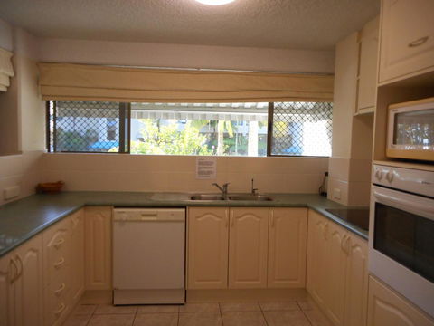 Placid Waters Holiday Apartments - Australian Directory 16