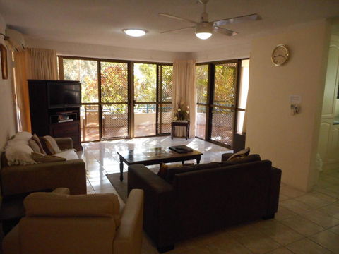 Placid Waters Holiday Apartments - Australian Directory 13