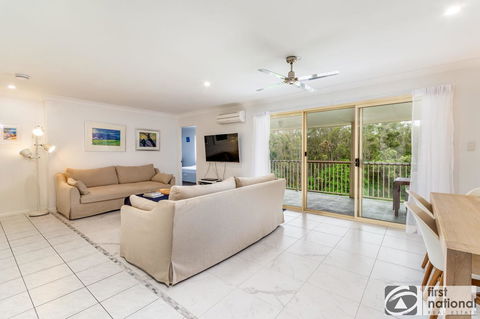Immaculate Spacious Second Floor Unit Overlooking Pristine Parklands - Australian Directory 3
