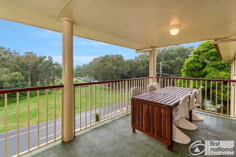 Immaculate Spacious Second Floor Unit Overlooking Pristine Parklands - Australian Directory 0