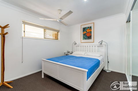 Immaculate Spacious Second Floor Unit Overlooking Pristine Parklands - Australian Directory 8