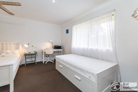 Immaculate Spacious Second Floor Unit Overlooking Pristine Parklands - Australian Directory 4