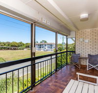 Spacious Unit overlooking Moreton Bay - Boyd St Woorim - Australian Directory