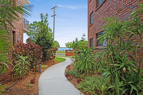 Waterviews,Pool, Wifi Its All Here !- Welsby Pde, Bongaree - Australian Directory 15