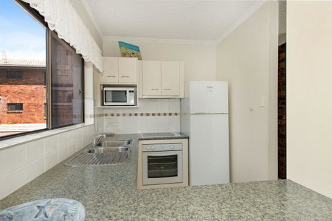 Waterviews,Pool, Wifi Its All Here !- Welsby Pde, Bongaree - Australian Directory 5