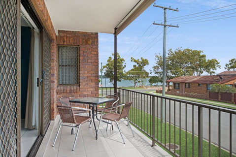 Waterviews,Pool, Wifi Its All Here !- Welsby Pde, Bongaree - Australian Directory 0
