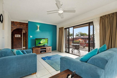 Waterviews,Pool, Wifi Its All Here !- Welsby Pde, Bongaree - Australian Directory 11