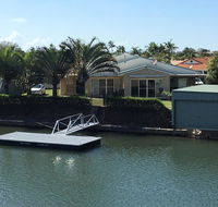 Private Canal Duplex with Pontoon - Oleander Drive Bongaree - Australian Directory