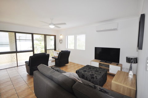 Bayviews At Bongaree - Australian Directory 1