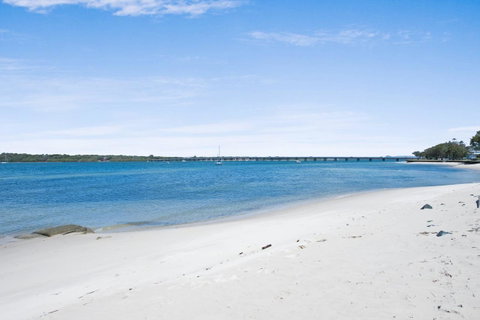Everything You Need Including A Pool! Karoonda Sands Apartments - Australian Directory 7