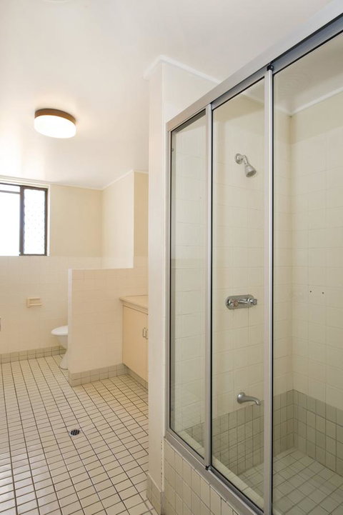 Everything You Need Including A Pool! Karoonda Sands Apartments - Australian Directory 8
