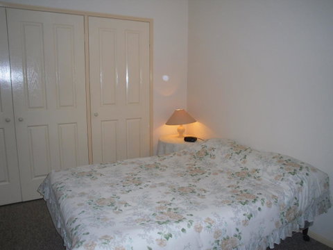 Ground Floor, Family Unit On The Canal With Free WIFI! - Australian Directory 8